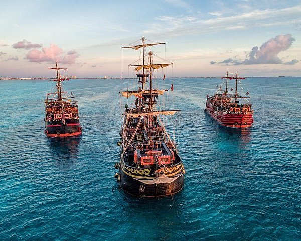 Captain Hook Adventure Cancun